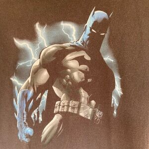 Batman T-shirt, Size L, (See Measurements)